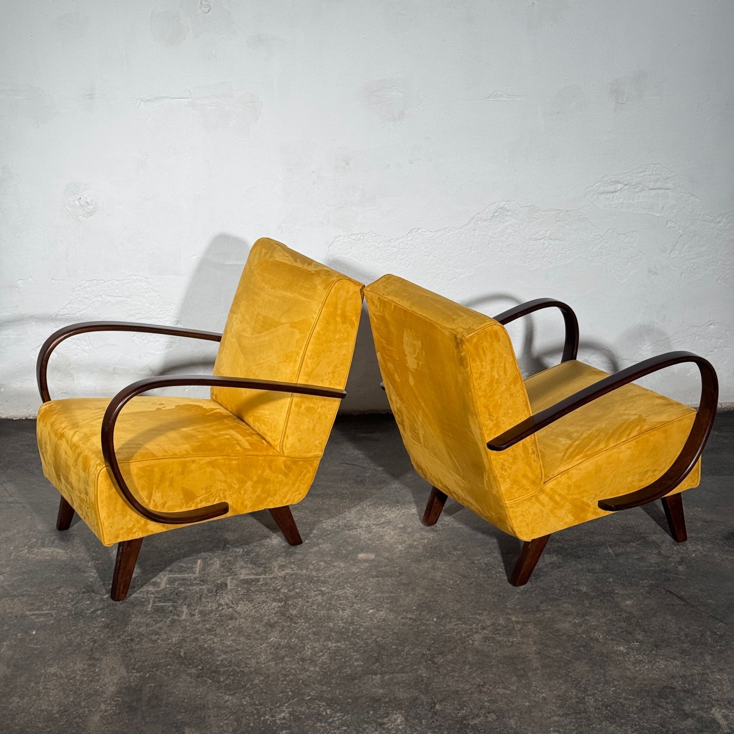 Pair of Jindrich Halabala Type C Armchairs, Fully Refurbished, 1930s