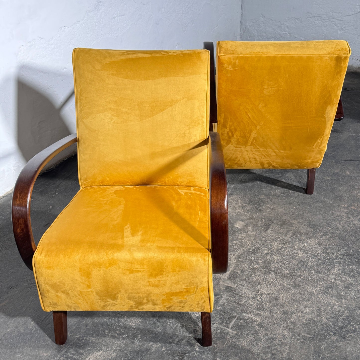Pair of Jindrich Halabala Type C Armchairs, Fully Refurbished, 1930s