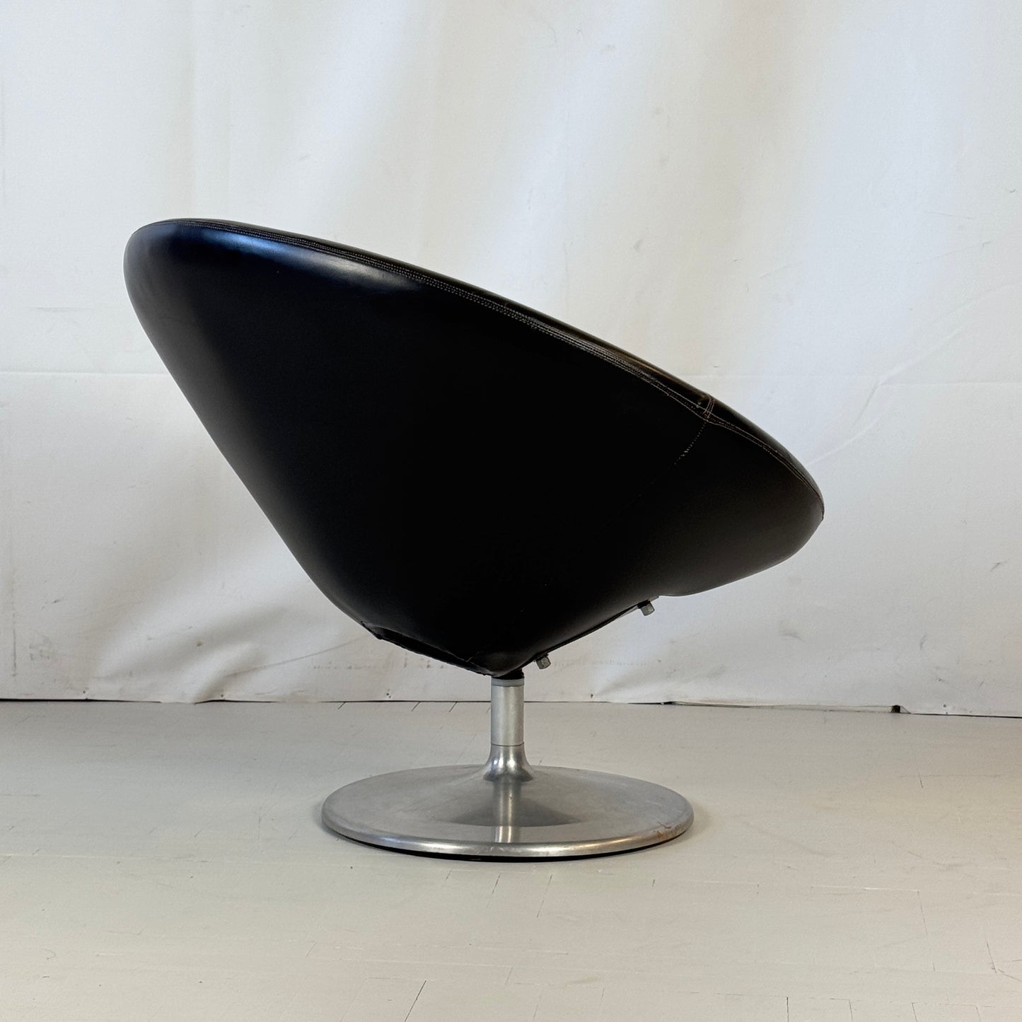 Pair of Hungarian “Radar” Armchairs with Original Faux Leather, 1960s