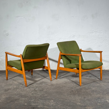 Pair of GFM-64 Armchairs by Edmund Homa, 1970s