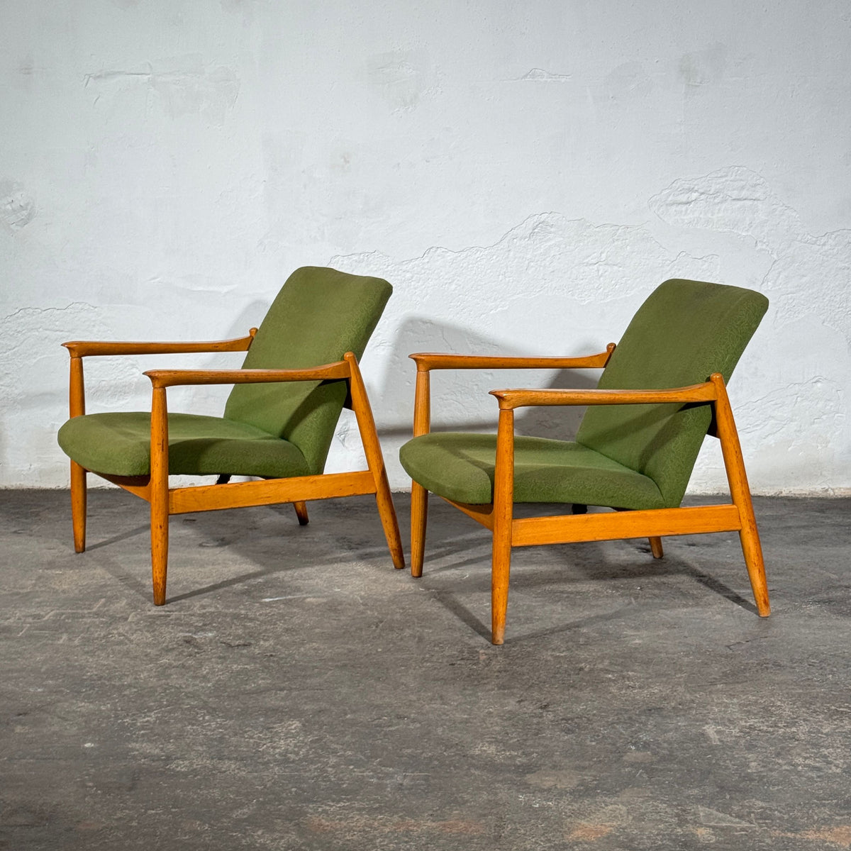 Pair of GFM-64 Armchairs by Edmund Homa, 1970s