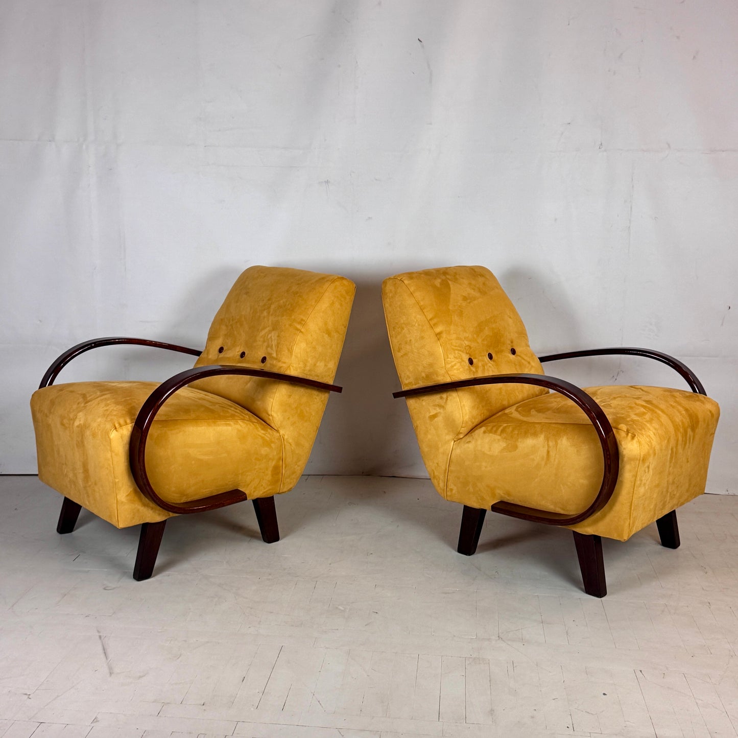 Pair of H-410 Art Deco Armchairs by Jindřich Halabala for UP Zavody, 1930s