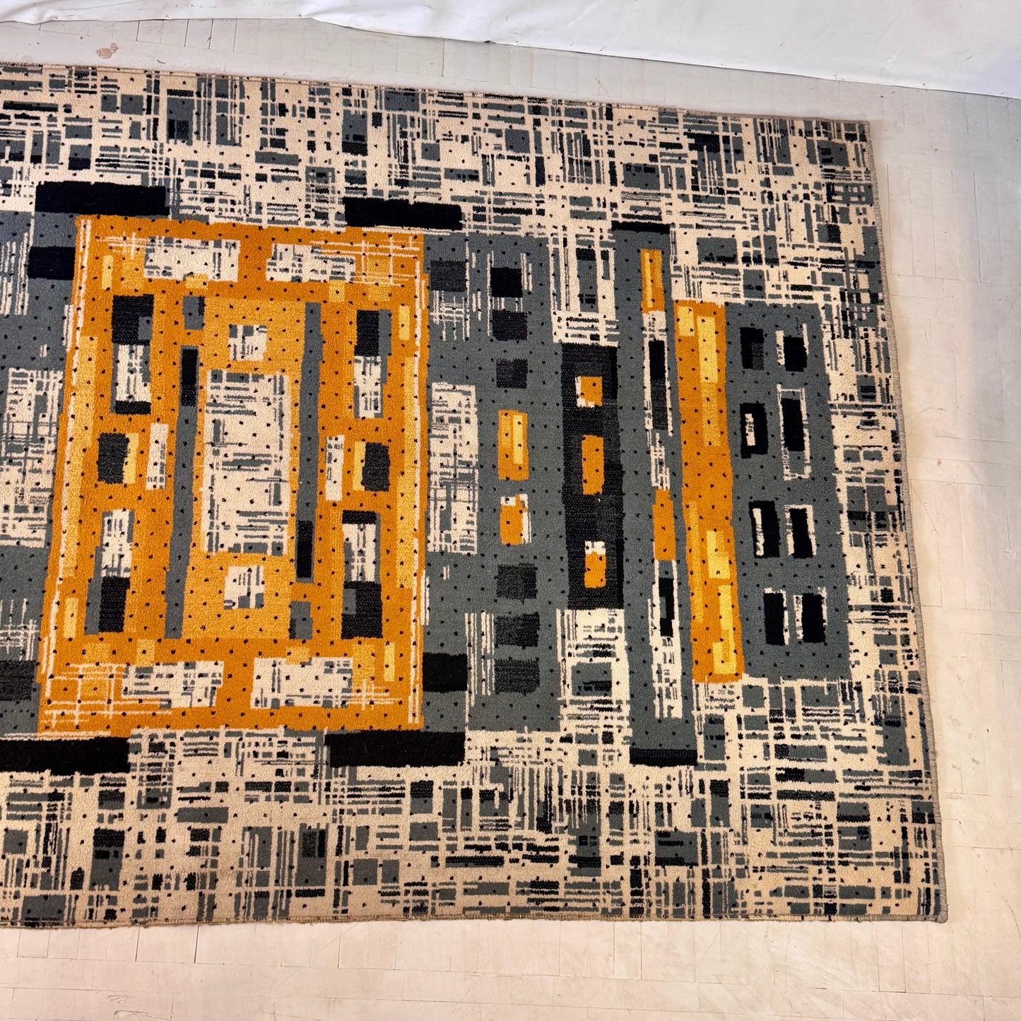 Vintage Hungarian Design Carpet, 1960s
