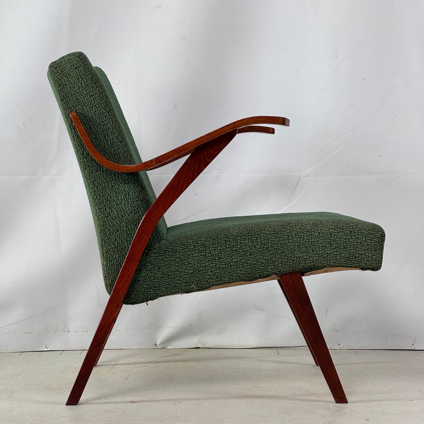 Set of 2 Mid-Century Tatra Nabytok Armchairs, 1960s (Green)