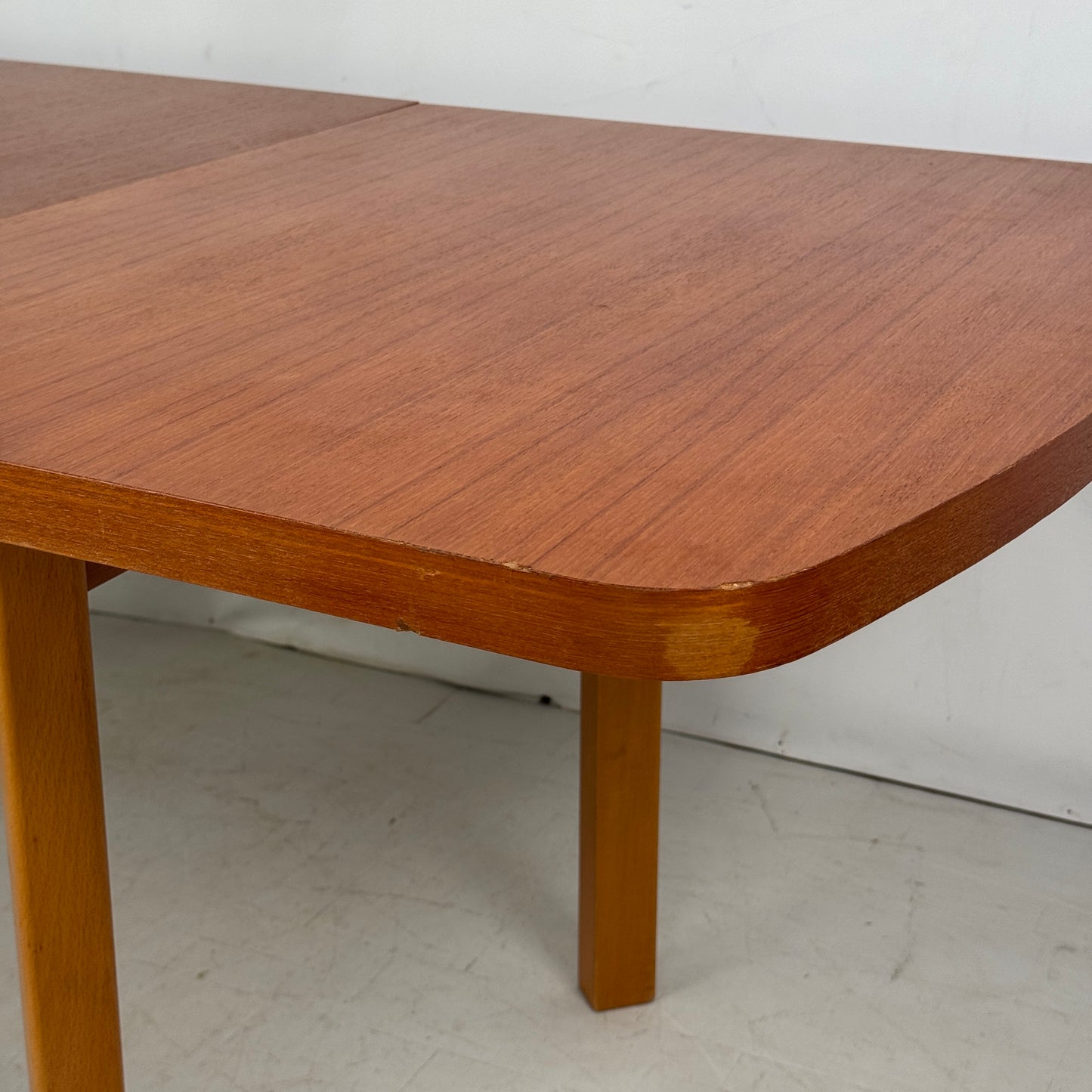NDK Oval Extendable Dining Table, 1980s