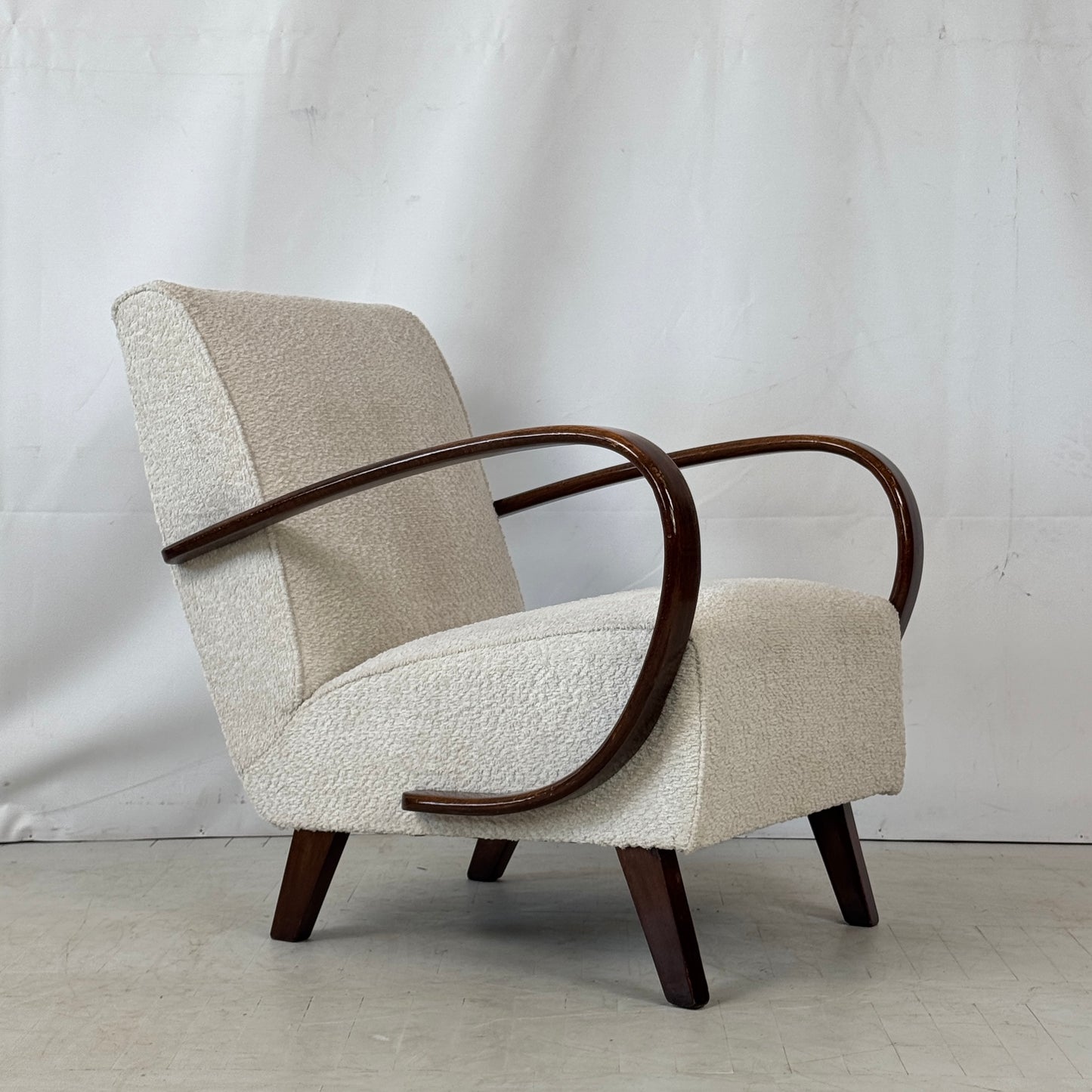 Pair of Fully Restored Jindřich Halabala Type C Armchairs for UP Závody, 1930s