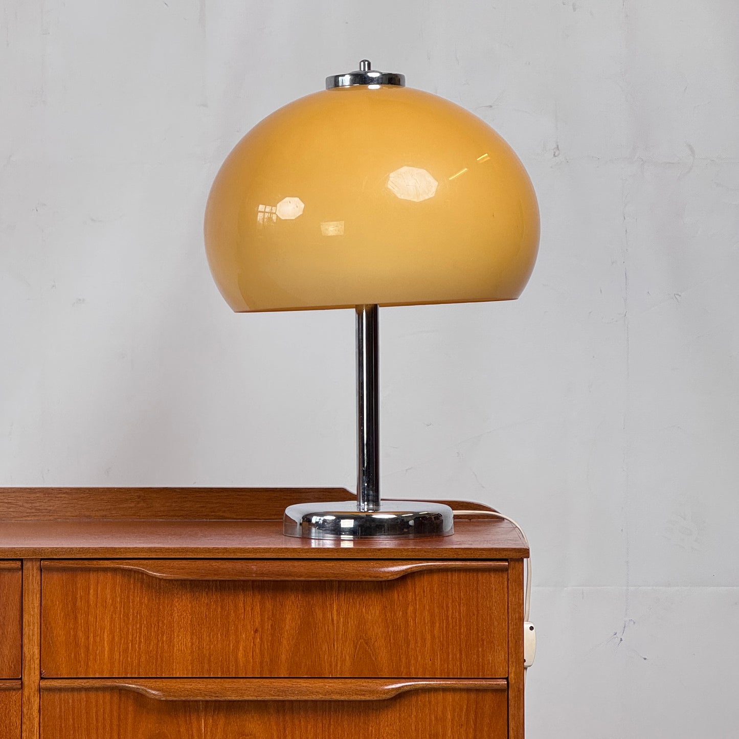 Szarvasi Yellow Table Lamp, 1960s