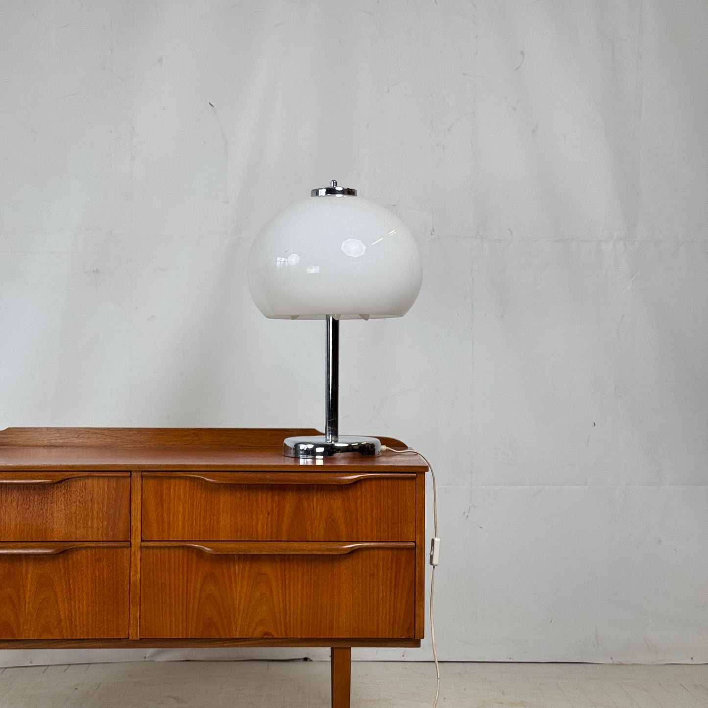 Szarvasi White Table Lamp, 1960s