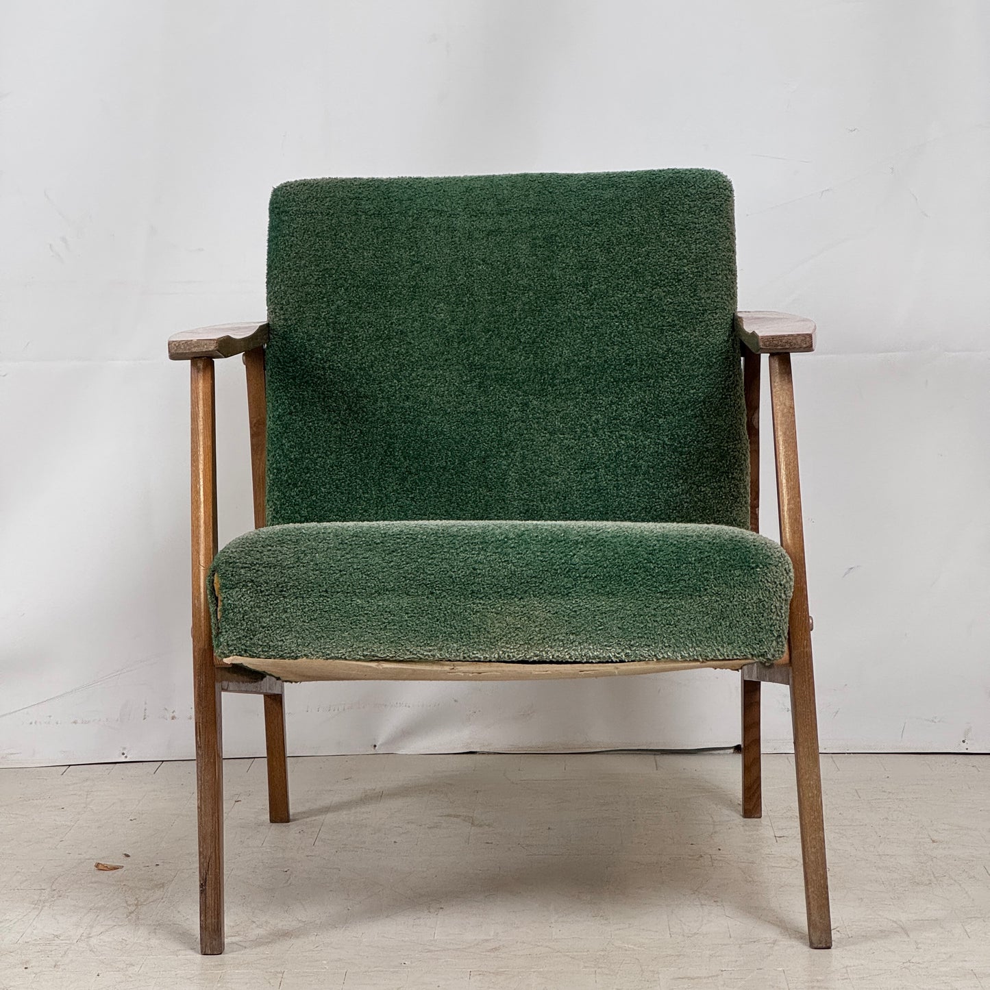 Pair of Yugoslav Green Armchairs, 1960s – Original Vintage Condition
