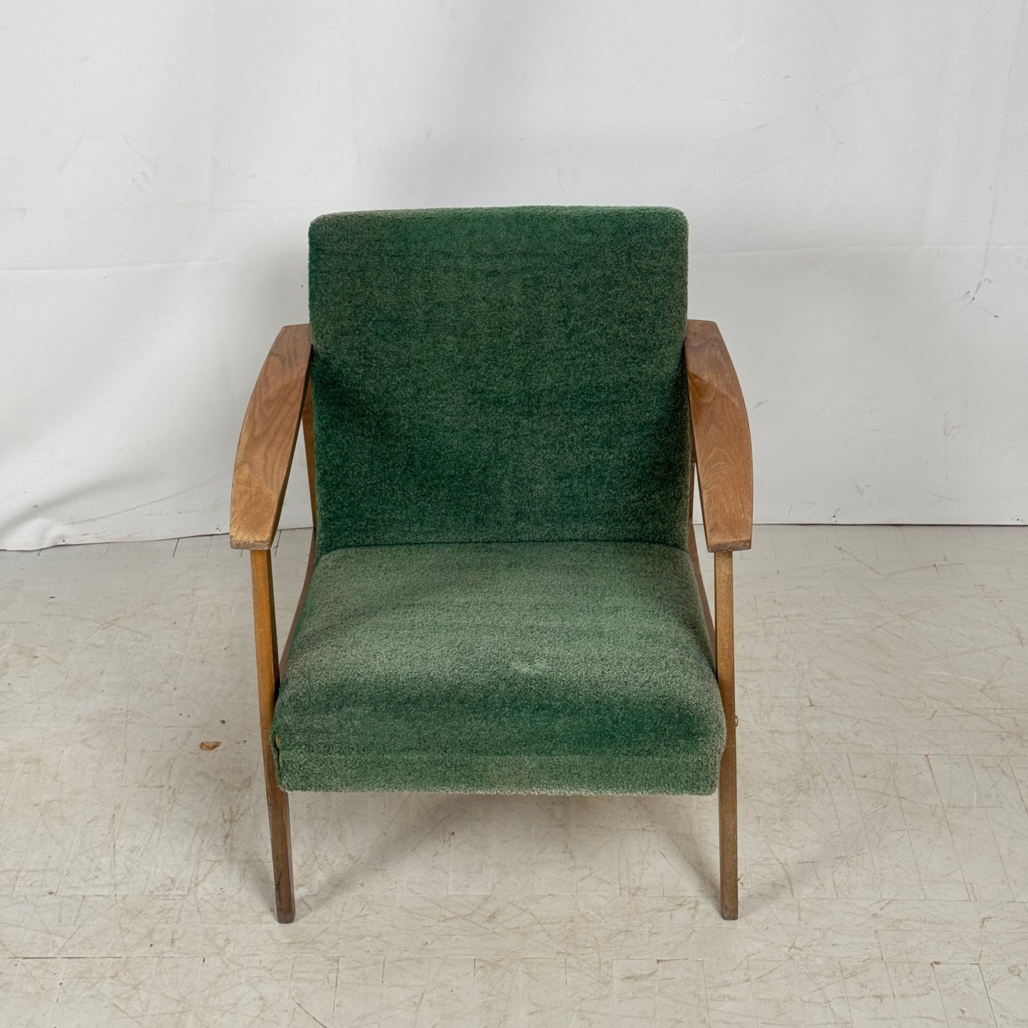 Pair of Yugoslav Green Armchairs, 1960s – Original Vintage Condition