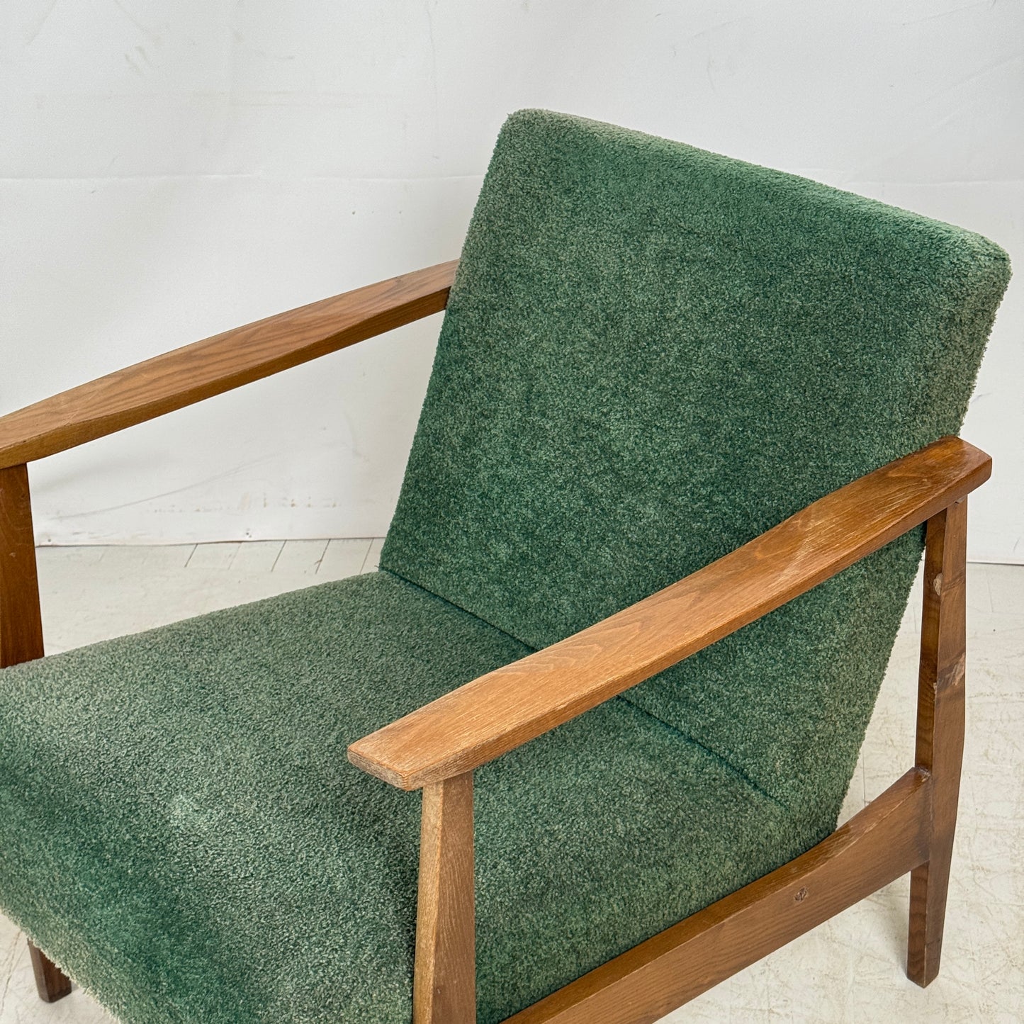 Pair of Yugoslav Green Armchairs, 1960s – Original Vintage Condition