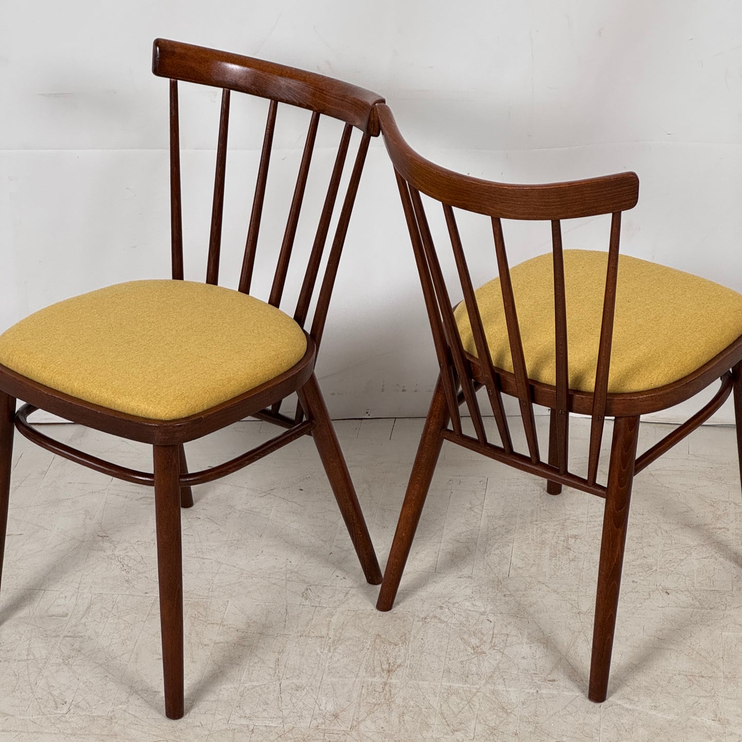 Set of 4 Tatra Nábytok Dining Chairs, 1960s – Czechoslovakian Design