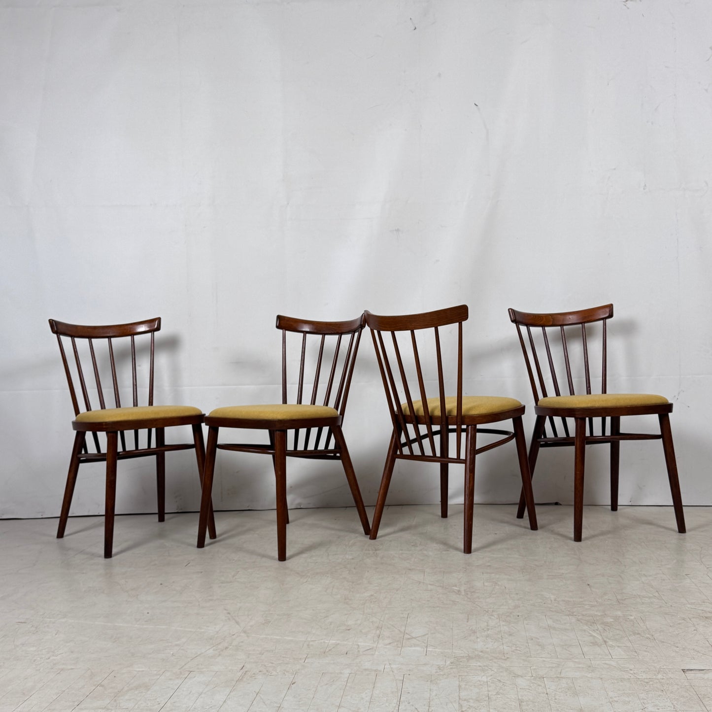Set of 4 Tatra Nábytok Dining Chairs, 1960s – Czechoslovakian Design