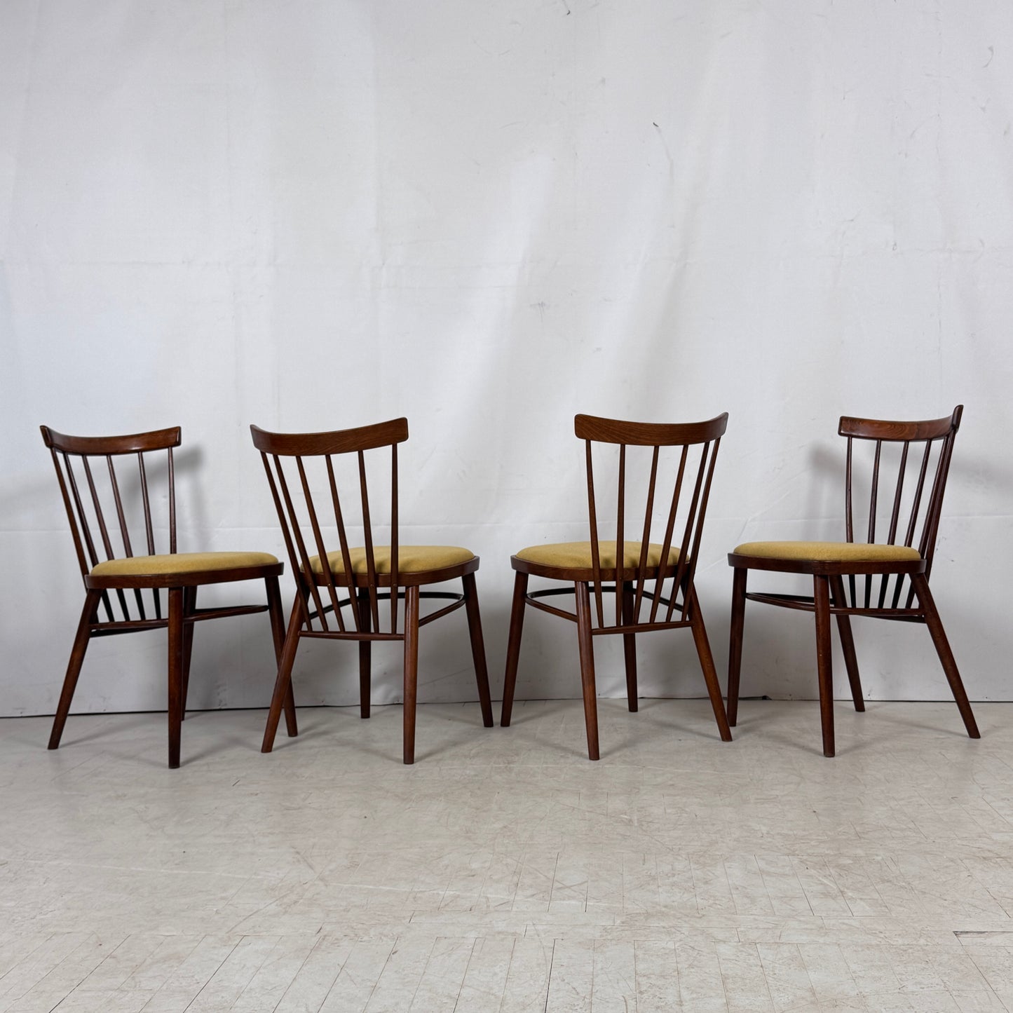 Set of 4 Tatra Nábytok Dining Chairs, 1960s – Czechoslovakian Design