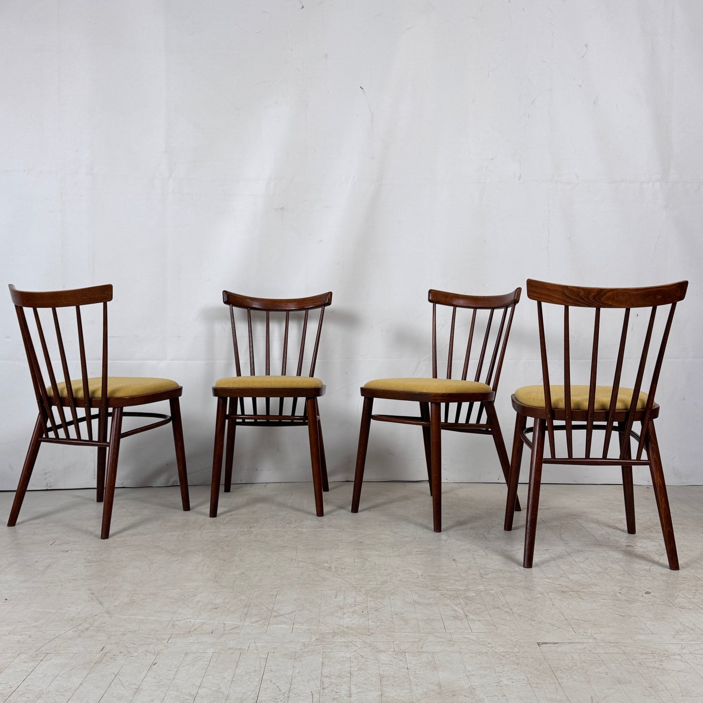 Set of 4 Tatra Nábytok Dining Chairs, 1960s – Czechoslovakian Design
