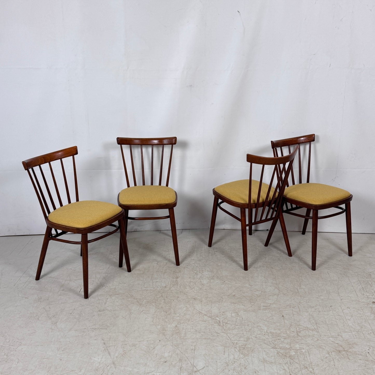 Set of 4 Tatra Nábytok Dining Chairs, 1960s – Czechoslovakian Design
