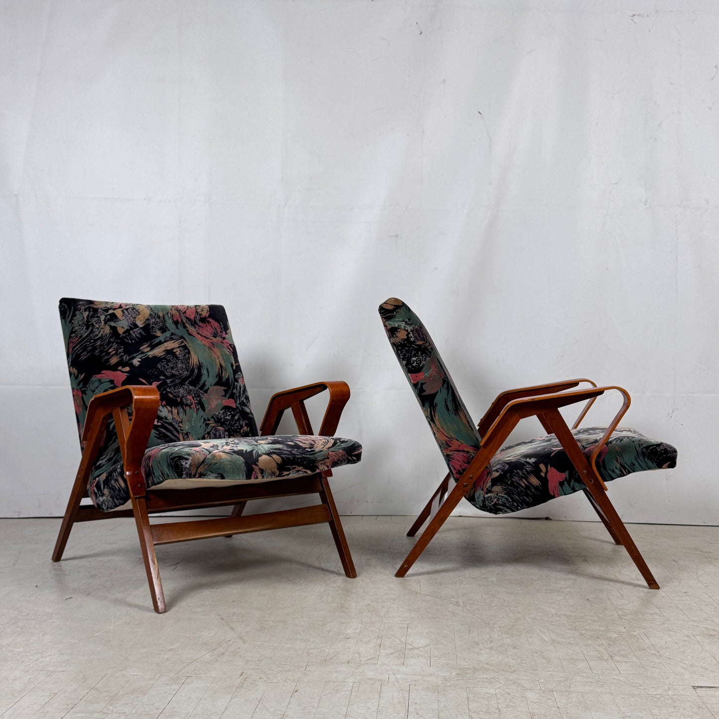 Pair of Armchairs by František Jirák for Tatra Nabytok, 1960s – Czechoslovakian Design