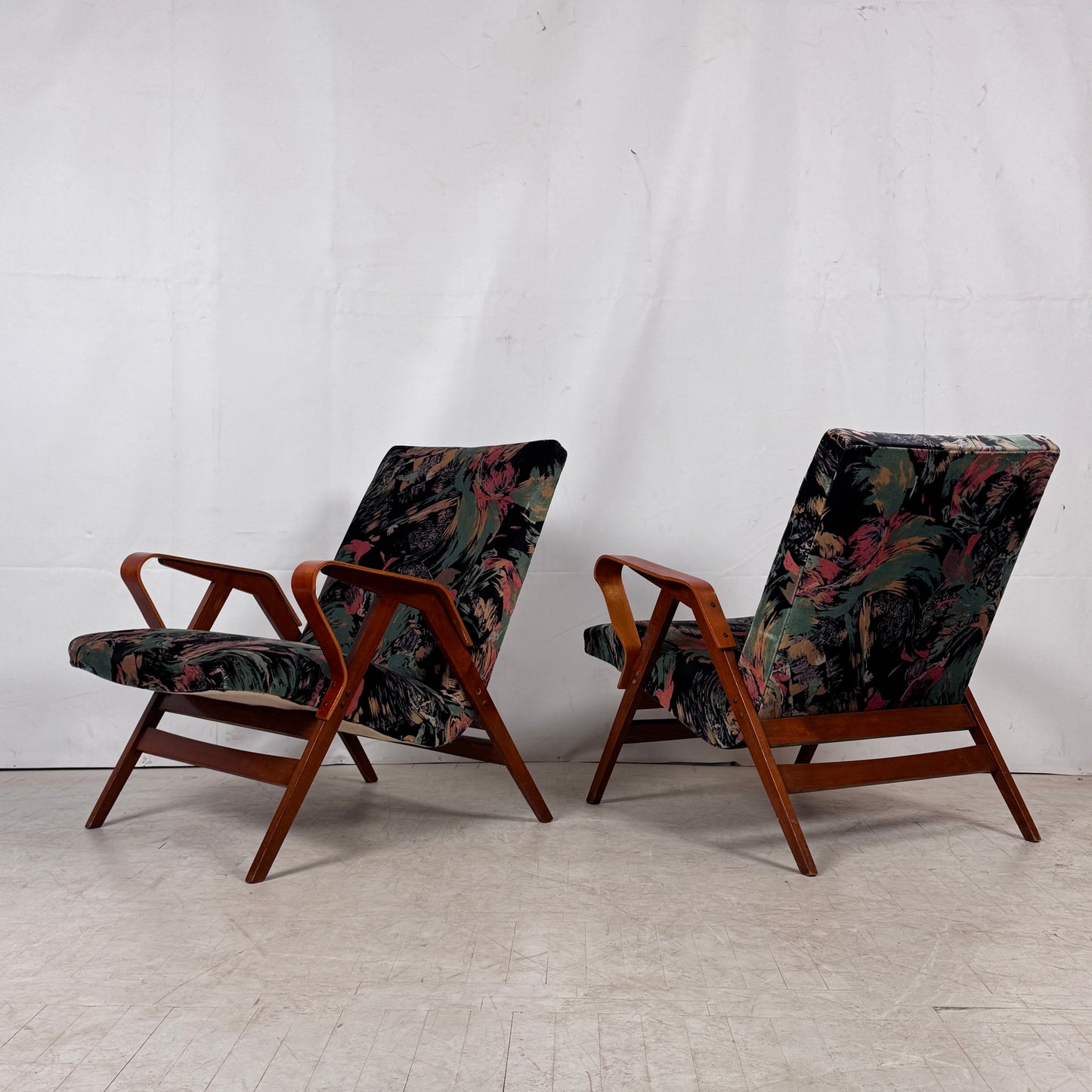 Pair of Armchairs by František Jirák for Tatra Nabytok, 1960s – Czechoslovakian Design