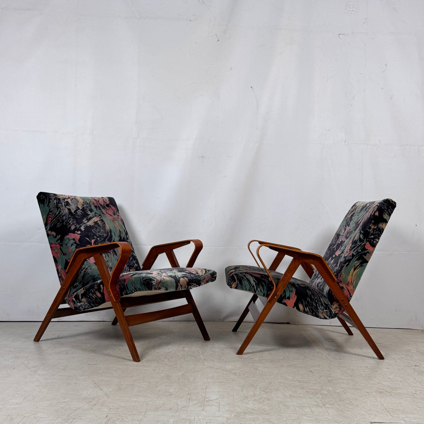 Pair of Armchairs by František Jirák for Tatra Nabytok, 1960s – Czechoslovakian Design