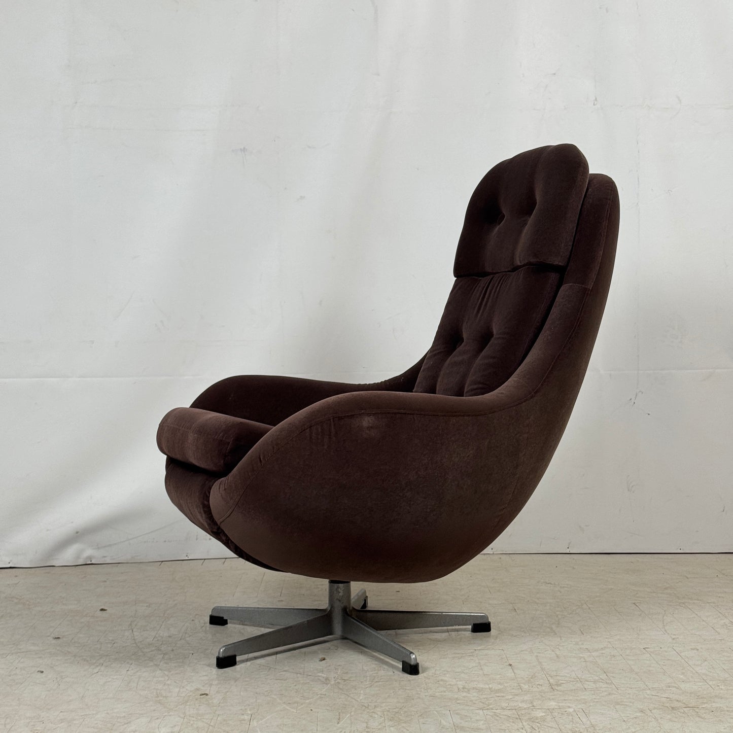 Pair of UP Zavody Armchairs, 1960s – Czechoslovakian Design