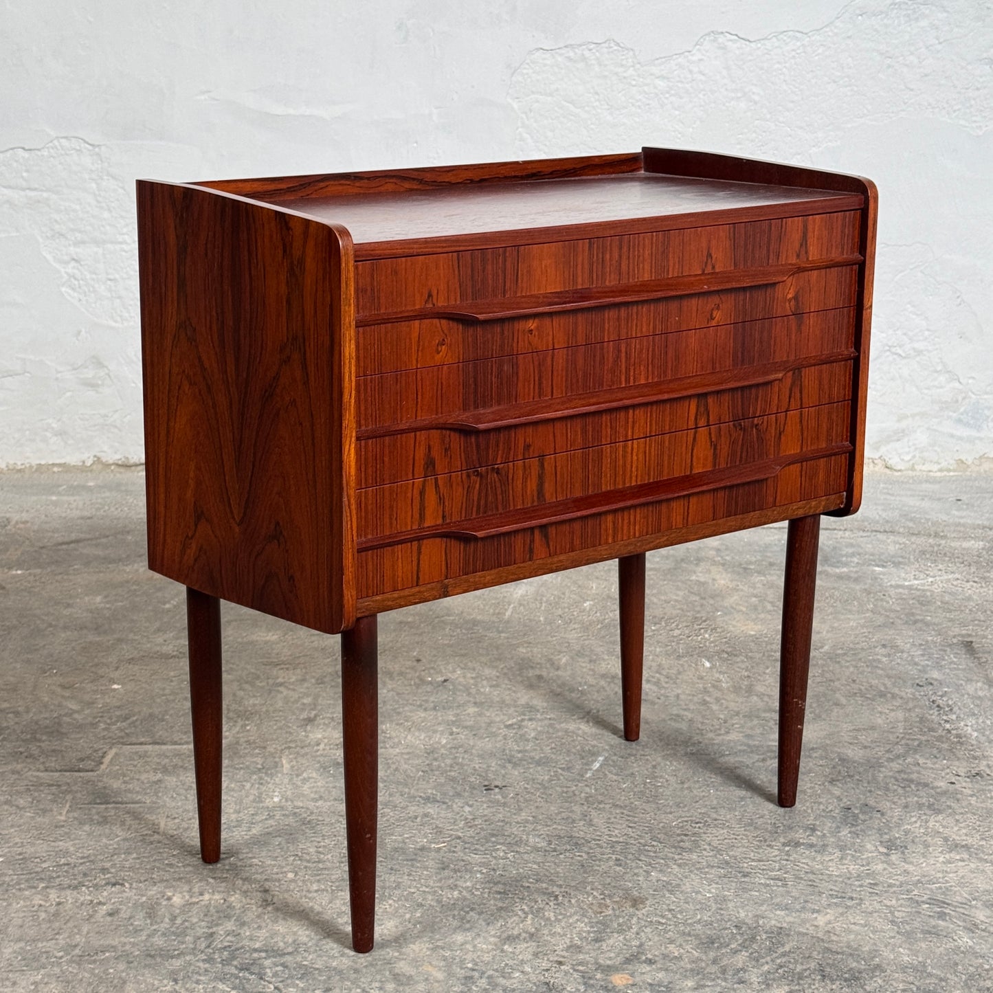 Danish Rosewood Dresser, 1960s – Mid-Century Scandinavian Design