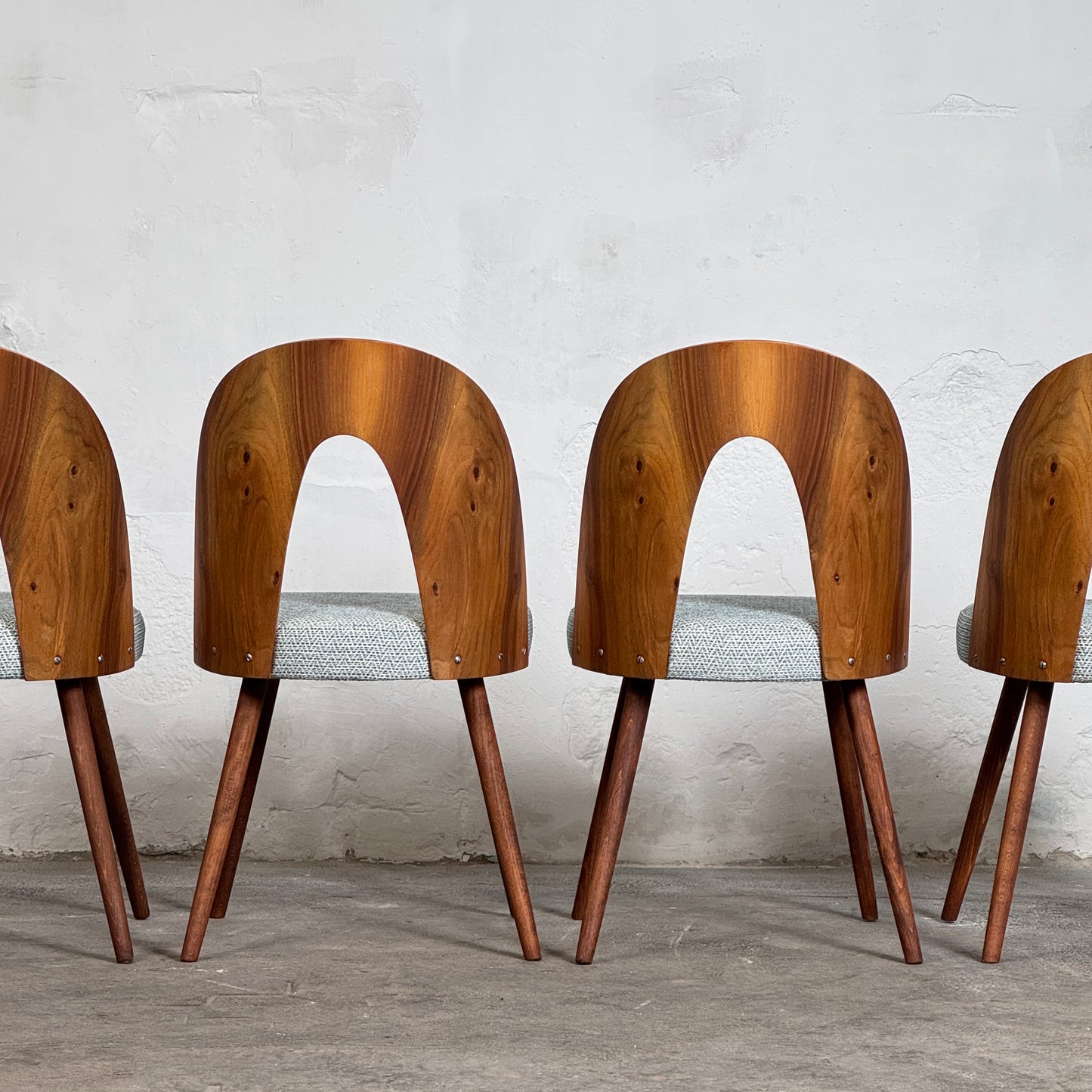 Set of 4 Dining Chairs by Antonín Šuman for Tatra Nábytok, 1960s – Fully Refurbished