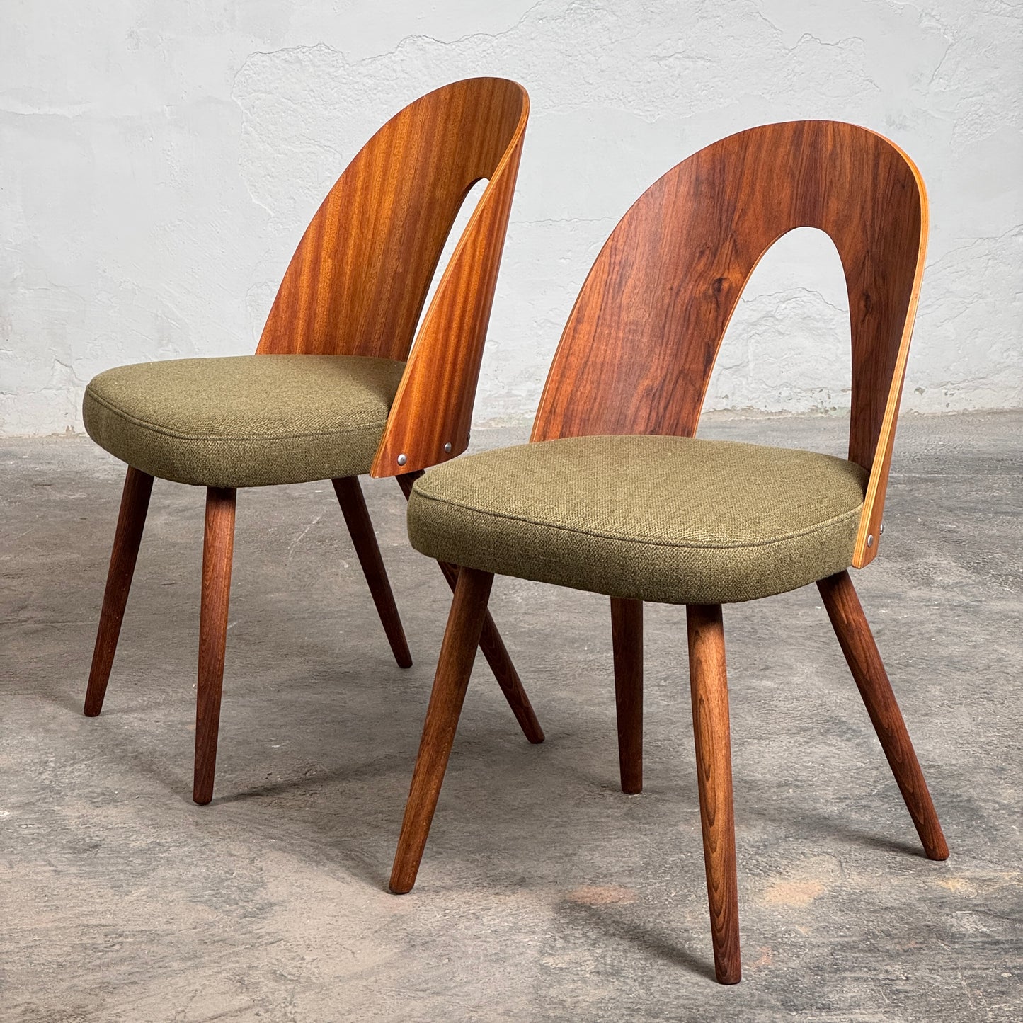 SOLD — Set of 4 Dining Chairs by Antonín Šuman for Tatra Nábytok 1960s