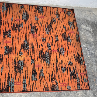 Red Hungarian Retro Carpet, 1960s – Vintage Design