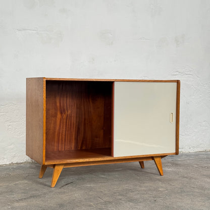 Jiří Jiroutek U-452 Sliding Door Sideboard, 1960s – Czechoslovak Design