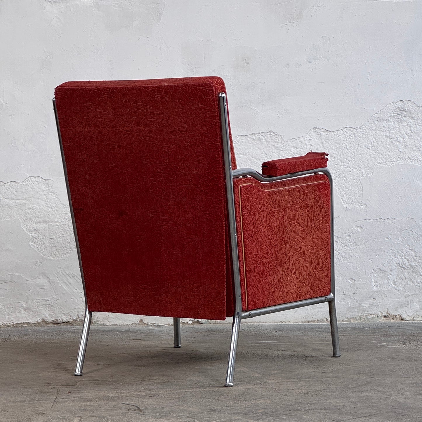 Pair of Armchairs by József Peresztegi, 1960s – Hungarian Modernist Design