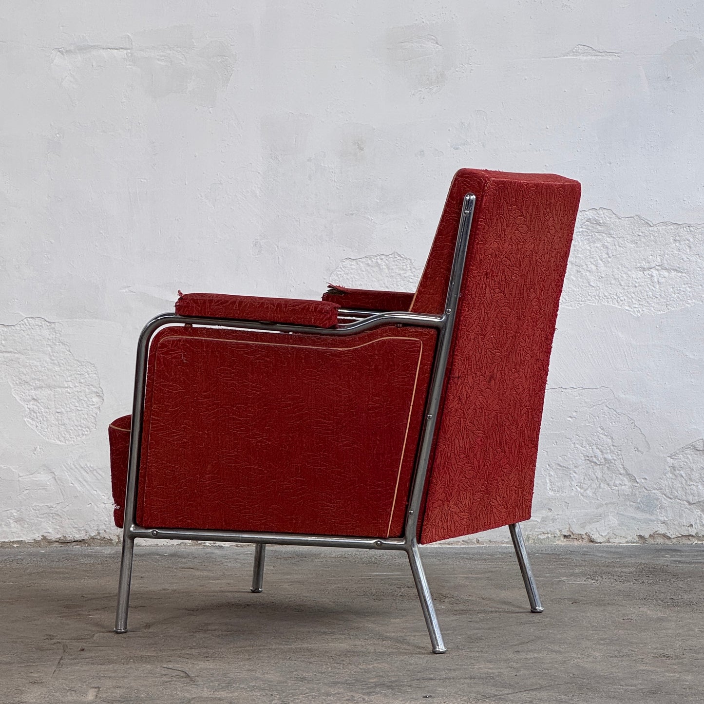 Pair of Armchairs by József Peresztegi, 1960s – Hungarian Modernist Design