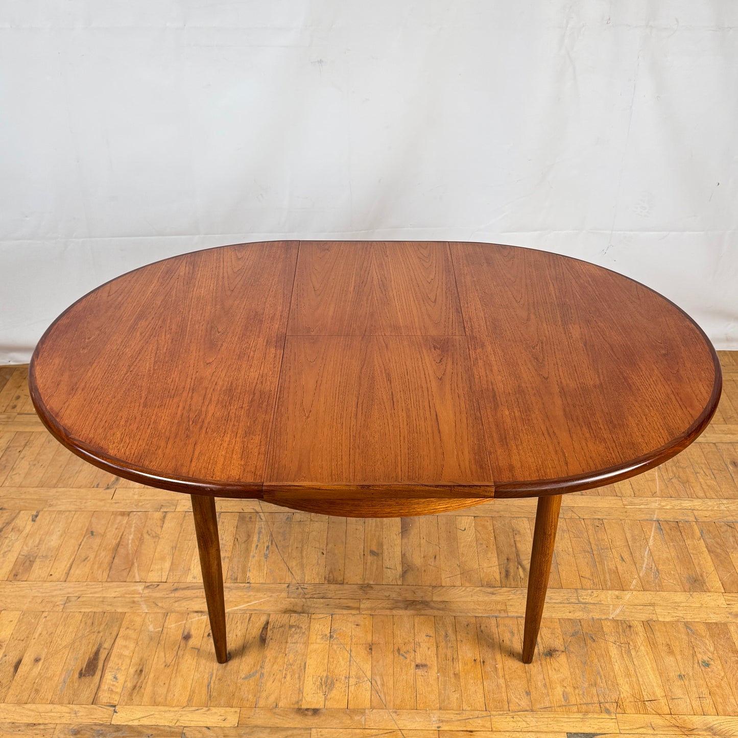 GPlan teak extendable round dining table 1960s